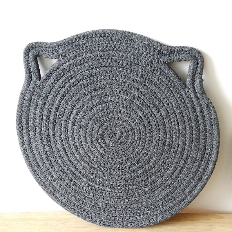 Hanging table mat with cat ears