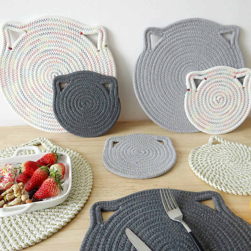Hanging table mat with cat ears