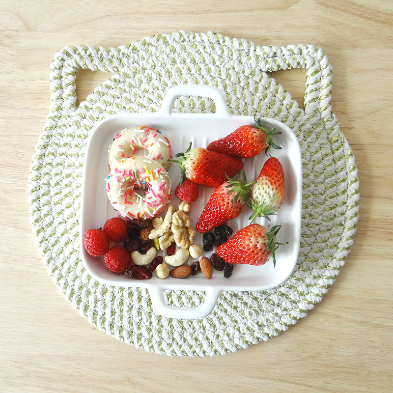 Hanging table mat with cat ears