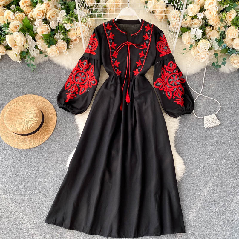 Bohemian Ethnic Embroidery Flowers Lantern Sleeves Folds Loose And Thin Wild Long Skirt Dress Women